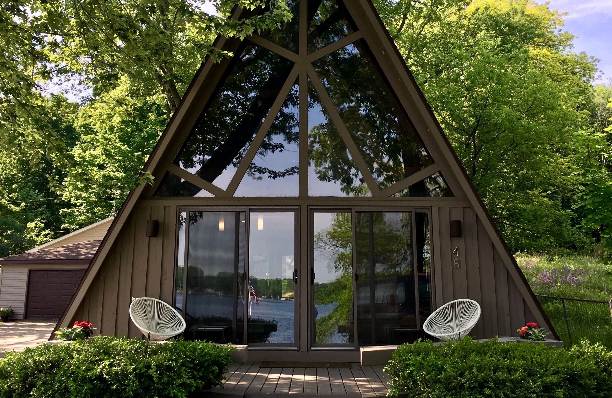 The Triangle House on Fine Lake, Michigan